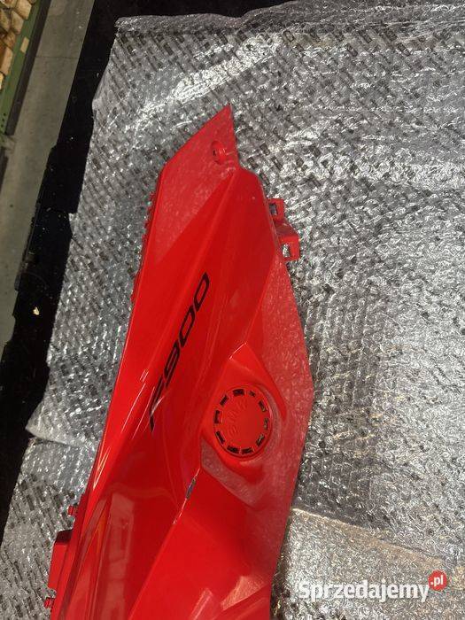Bok plastik owiewka bok prawy Bmw f900 f900xr Pozostałe sprzedam
