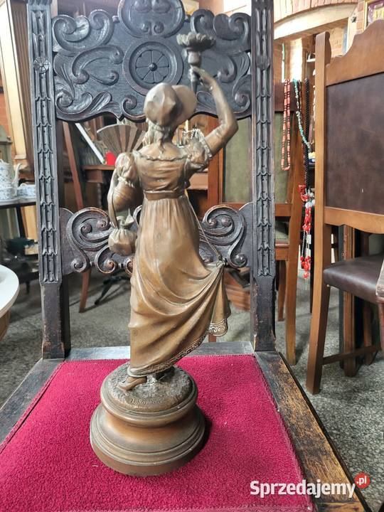 Świecznik dama z cynkalu Antyki Antyki Rybnik