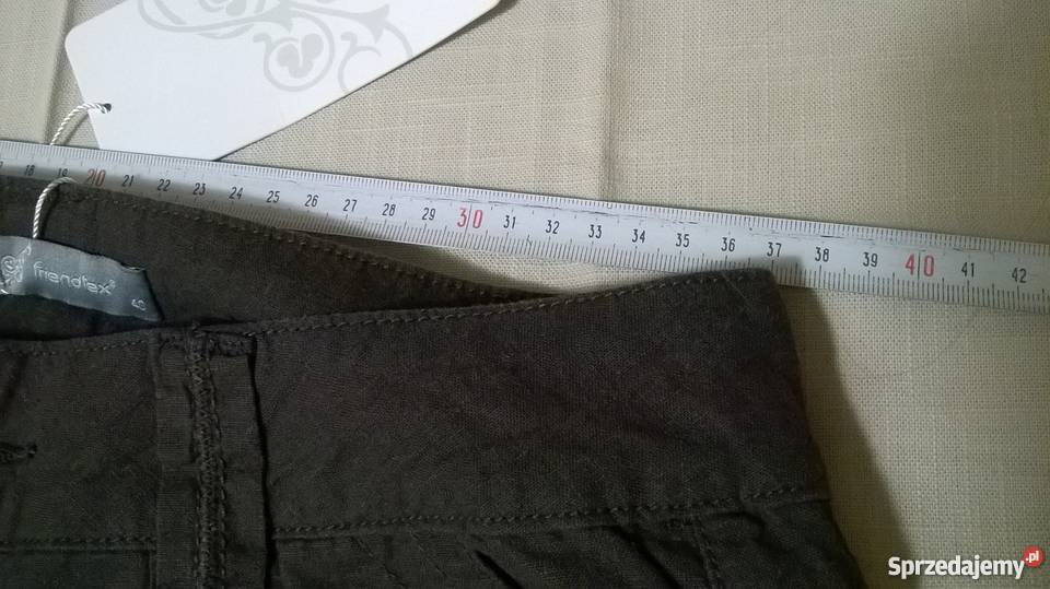 Długie czarne spodnie marki Friendtex Warszawa