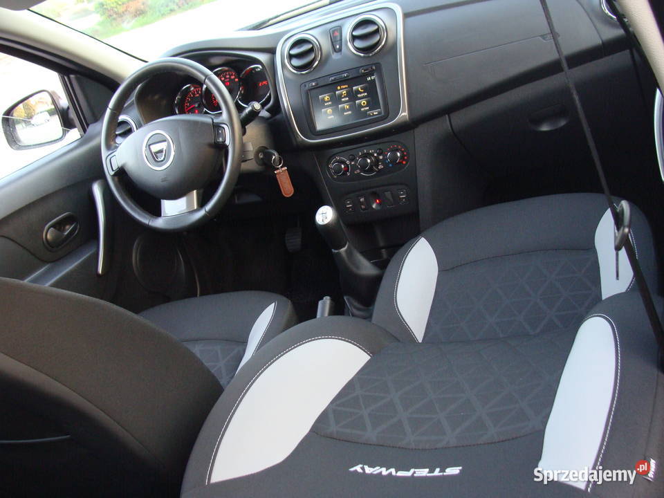 Dacia Sandero Stepway benzyna 90 stan fabryczny tempomat