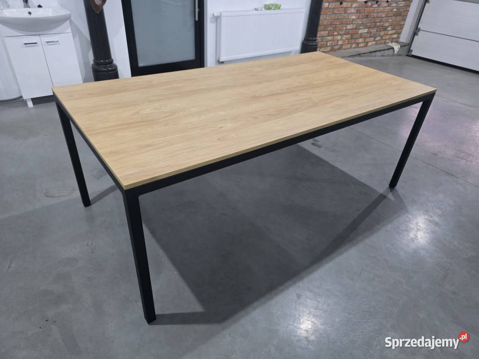 Stół konferencyjny Owczary