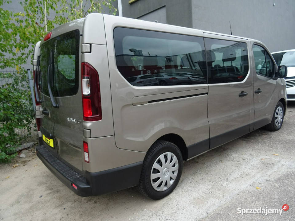 Renault Trafic Samochód 9cio osobowy z Van / Minibus Łódź