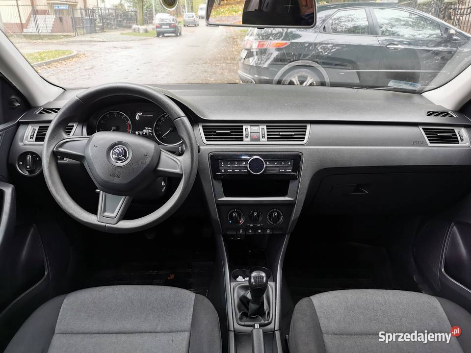 Skoda RAPID 12 TSI salon Polska