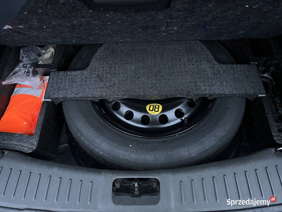 Ford Kuga Titanium TDCI 140 przebieg 164 przyciemniane szyby Zamość sprzedam