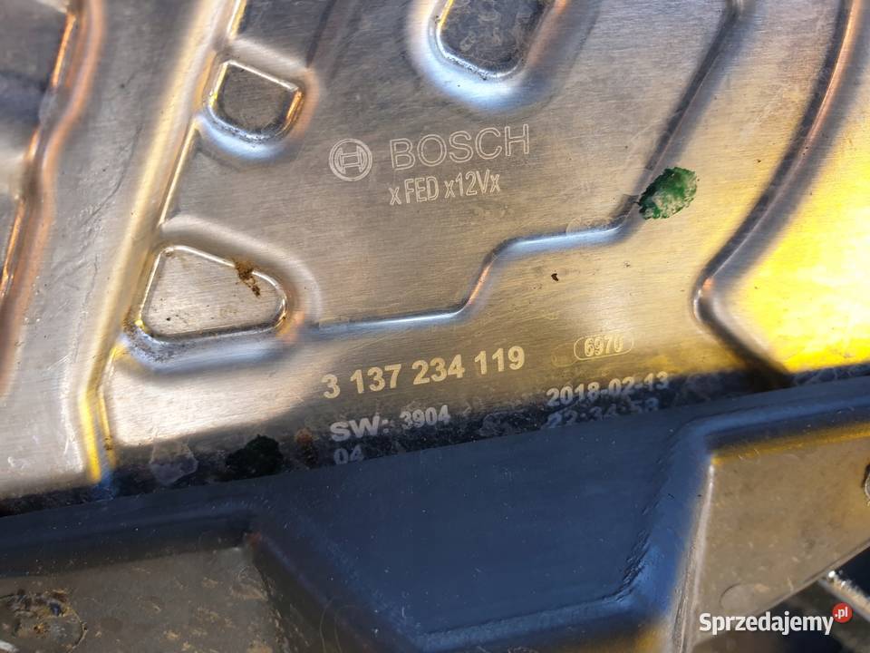 Ford F150 27 35 V6 1420r PRZEDNI PAS CHŁODNICE osobowe Janów
