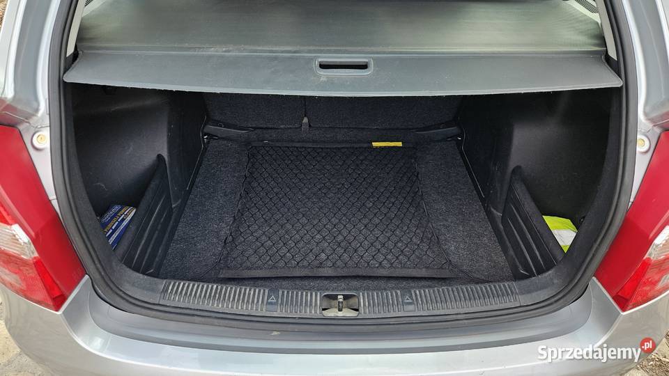 Skoda Fabia 2012 r 14 benzyna salonowy zadbany dolnośląskie Wrocław sprzedam