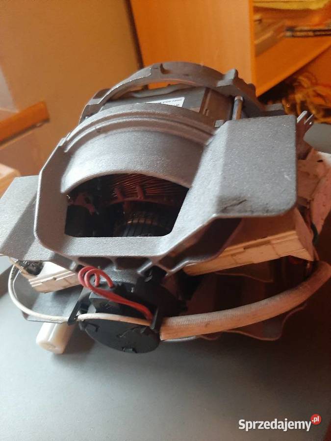 silnik do pralki WU112U45W00 Whirlpool AWE sprzedam