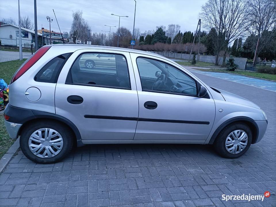 Opel Corsa C 2003r 10 benzyna 66 przebiegu Salon Corsa Opel