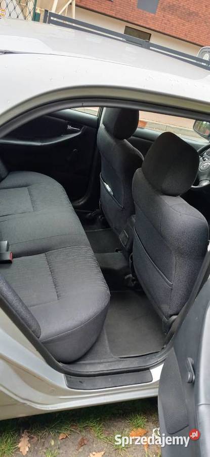 Sprzedam Toyote Corolle e12 14 niski przebieg