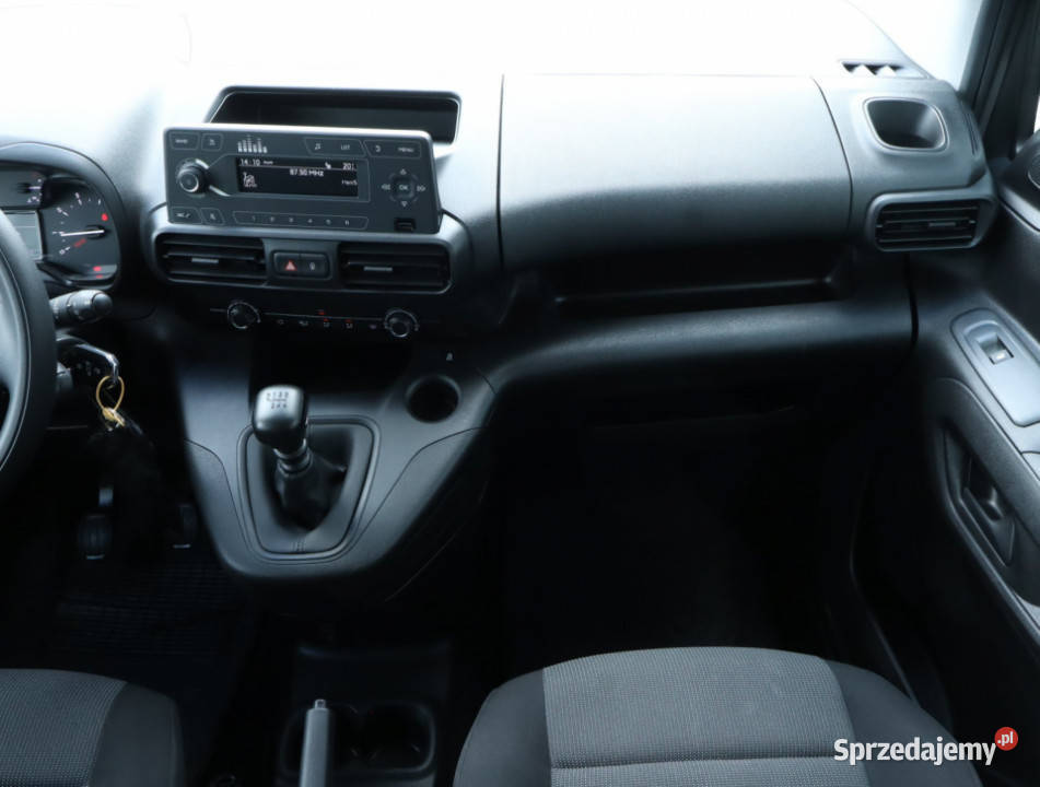 Citroen Berlingo 12 PureTech radio Piaseczno sprzedam