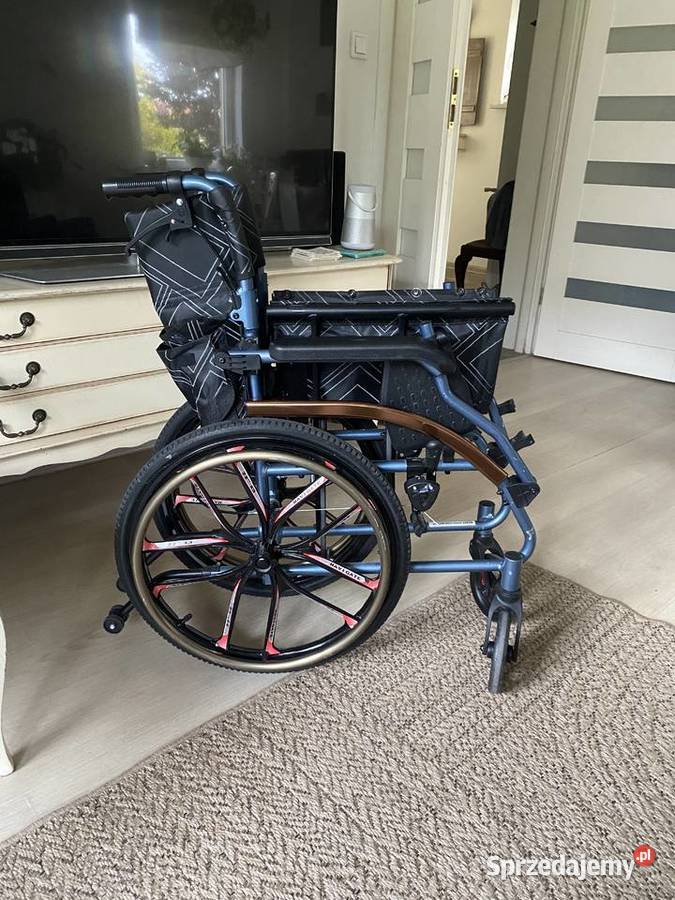 Wózek inwalidzki superlekki składany Morzyczyn