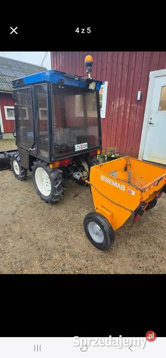Traktor Iseki 2160 4x4 piaskarka szczotka pług Lubawa