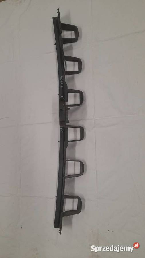 BM51A17B861A ślizg zderzaka tyl fokus mk3 5 Karoseria Białystok