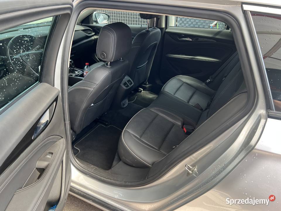 Opel Insignia mały przebieg 4x4 AGR Kamery 360 sprzedam