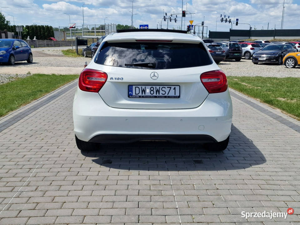 Mercedes A 180 16 Benzyna Automat Bixenon Ledy szyberdach Strobice sprzedam