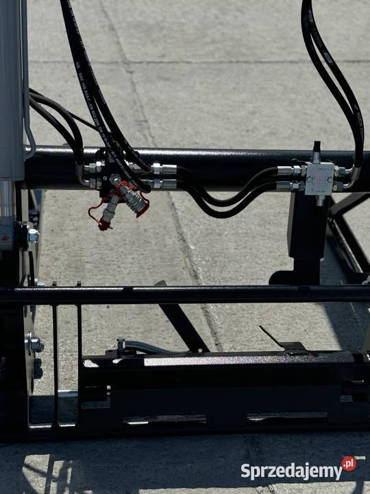 ŁADOWACZ CZOŁOWY AGROSPED V 1500 URSUS ZETOR MTZ Grajewo sprzedam