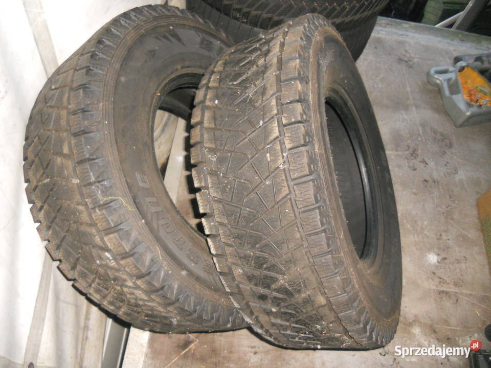25570R15 C MS Bridgestone Blizzak Dębica