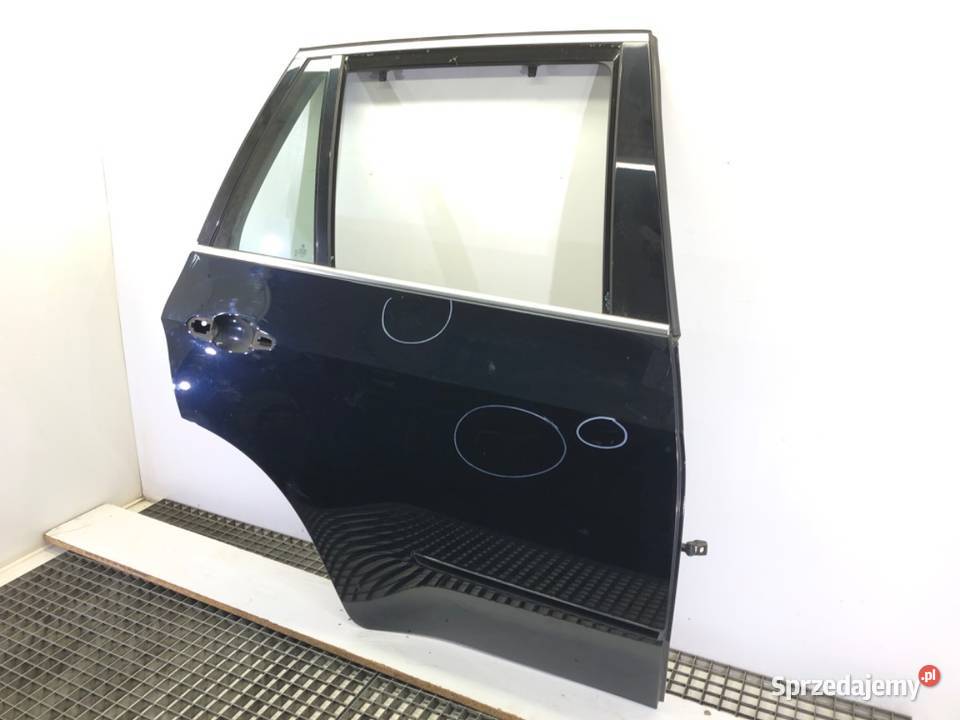 DRZWI PRAWY TYŁ BMW E70 SUV 0613