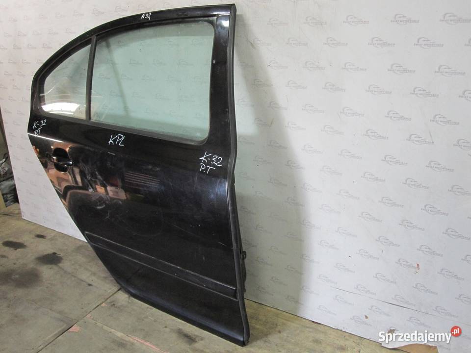 OCTAVIA II LIFT 11r drzwi prawy tył Drzwi