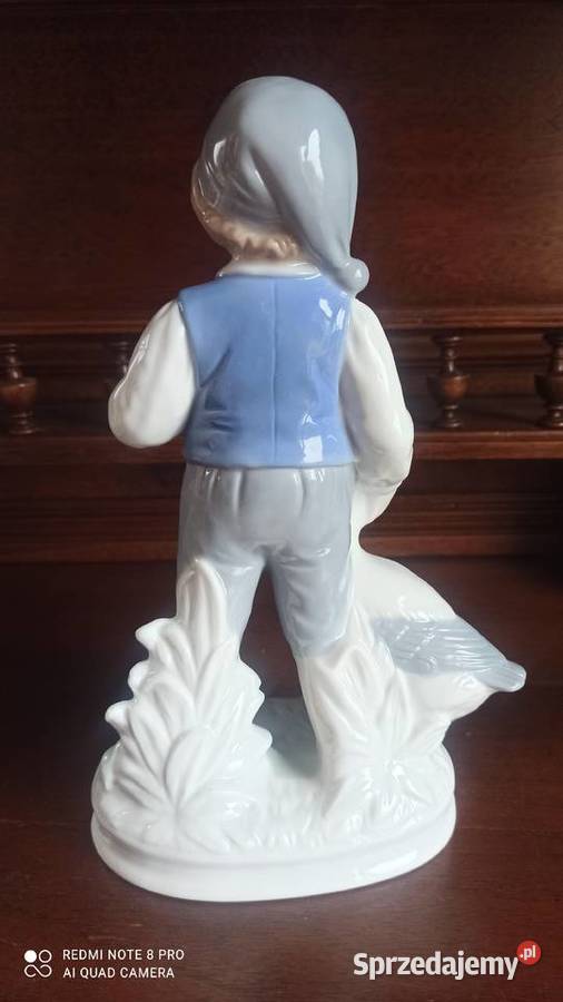 Figurka chłopca z gąską
Nils Holgersson Garden pomorskie Gdańsk