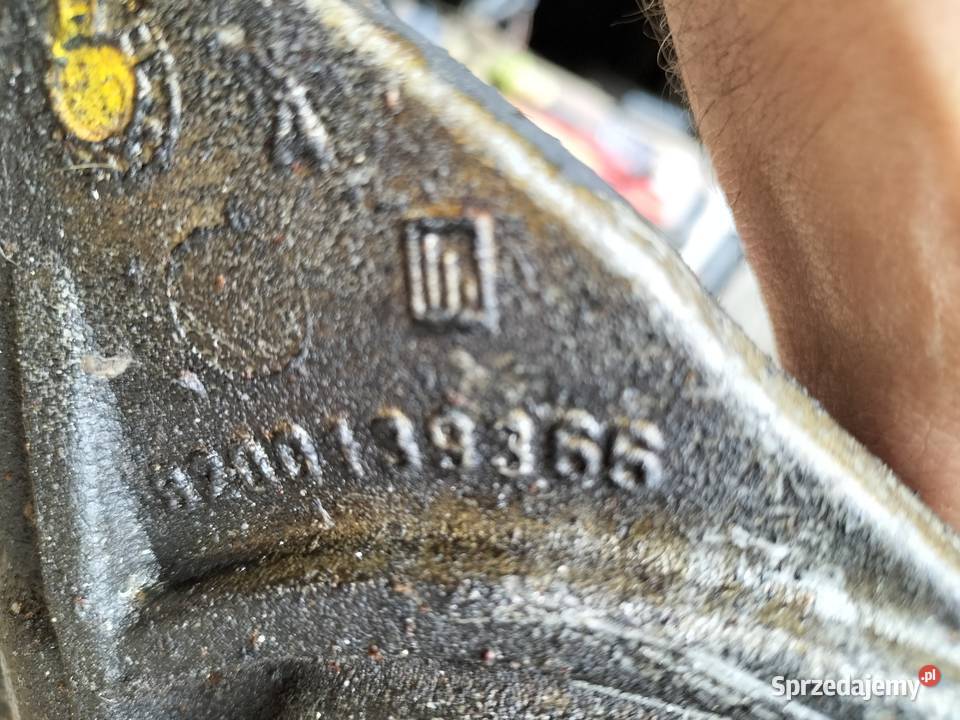 Wspornik Łapa Silnika Pompa Wtryskowa Renault Pompy wtryskowe Kamień-Kolonia sprzedam