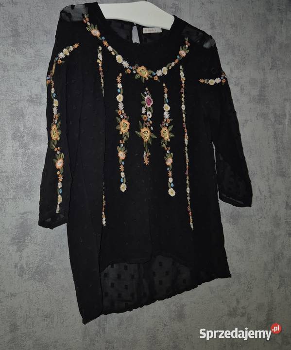 Bluzka damska czerń haft kwiaty SM Moda i Styl Łódź