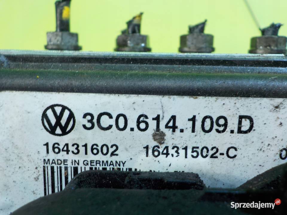 VW PASSAT B6 19 TDI 08r KOMBI pompa ABS