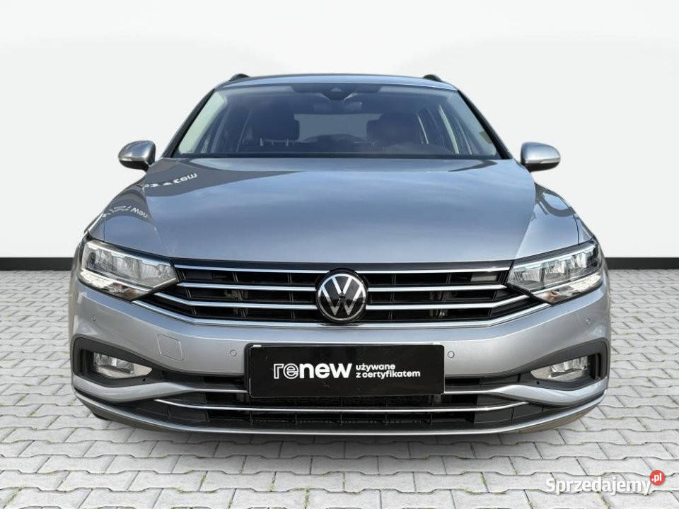 Volkswagen Passat 2023r Salon 200 Automat Rok produkcji 2023 Passat Warszawa