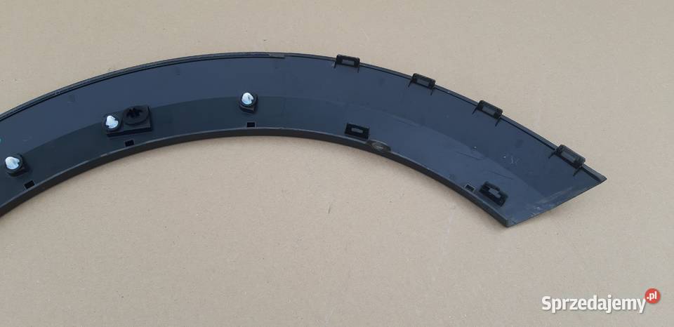 DACIA SANDERO III LISTWA BŁOTNIKA PRAWY TYŁ osobowe Bieleń