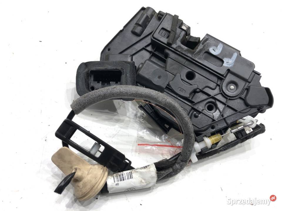 ZAMEK DRZWI PRAWY PRZÓD VW GOLF VII Hatchback