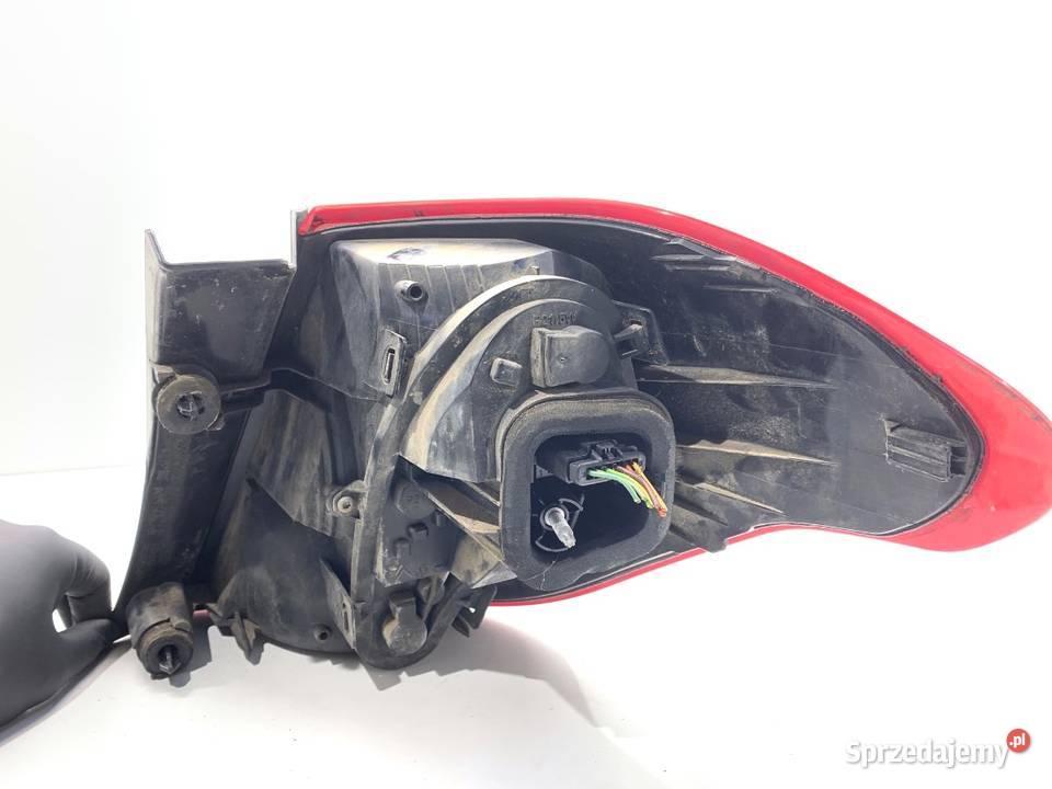 LAMPA LEWY TYŁ CITROEN C4 II Hatchback ŚWIATŁO