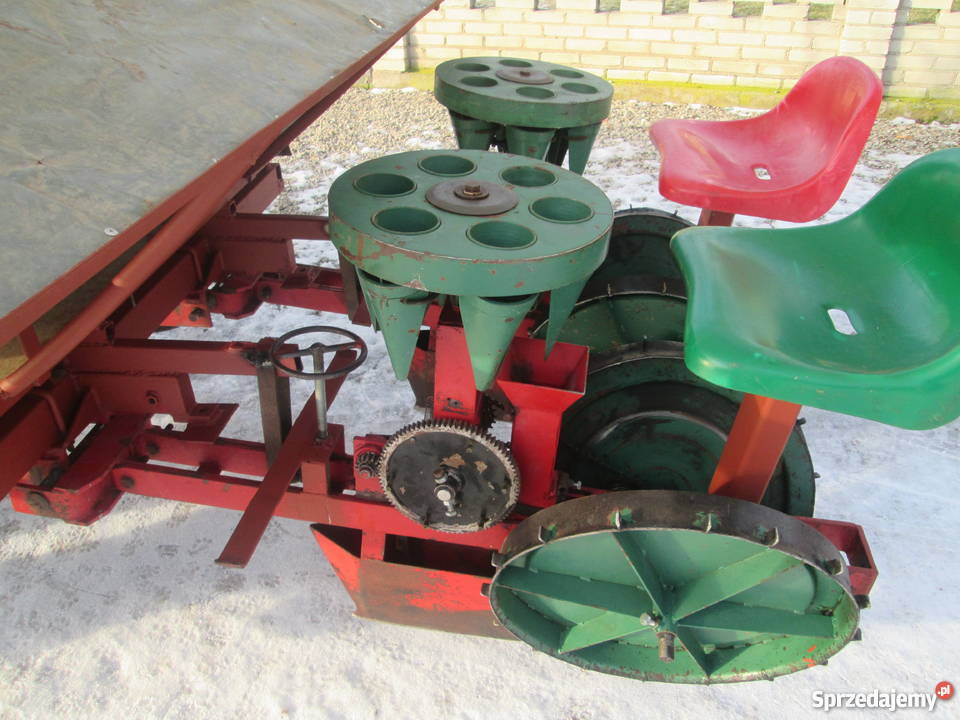 Sadzarka do warzyw karuzelowa 2 rzędowa ŁUCZAK Sochaczew