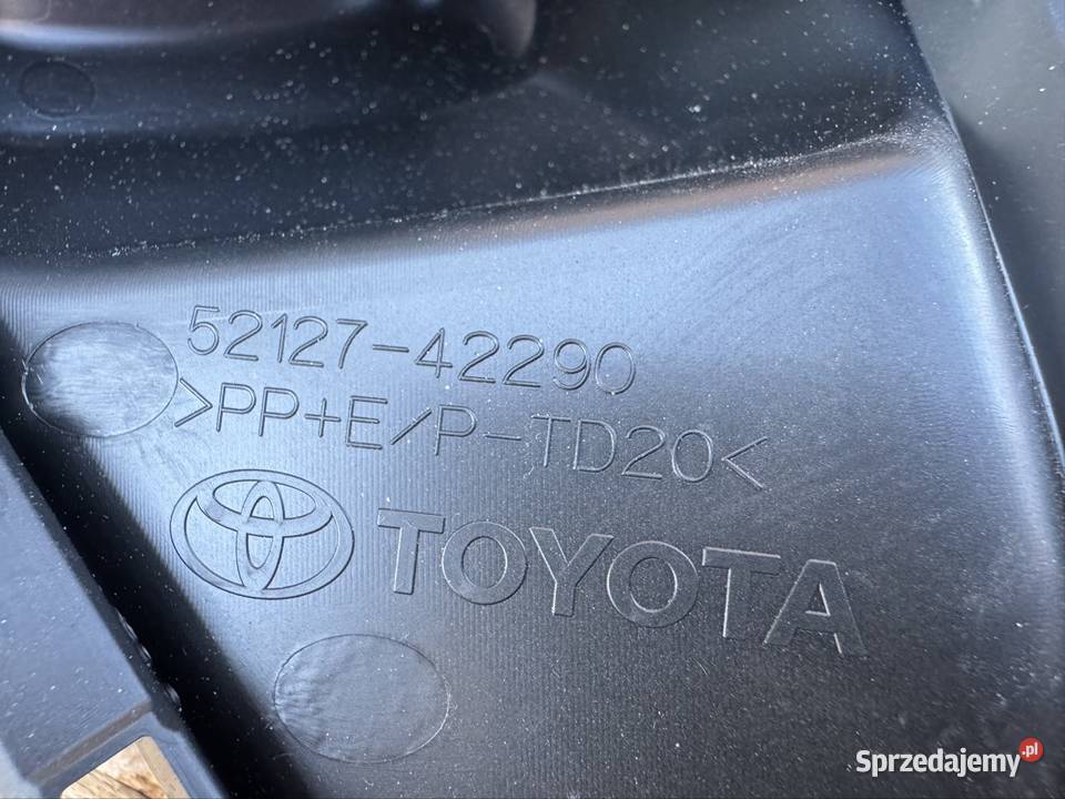 Kratka zderzaka przód prawa halogen Toyota rav4 wielkopolskie Międzychód