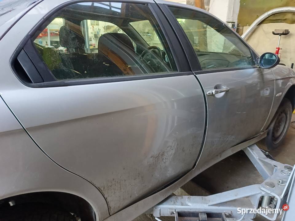 Alfa Romeo 156 uszkodzony Gola
