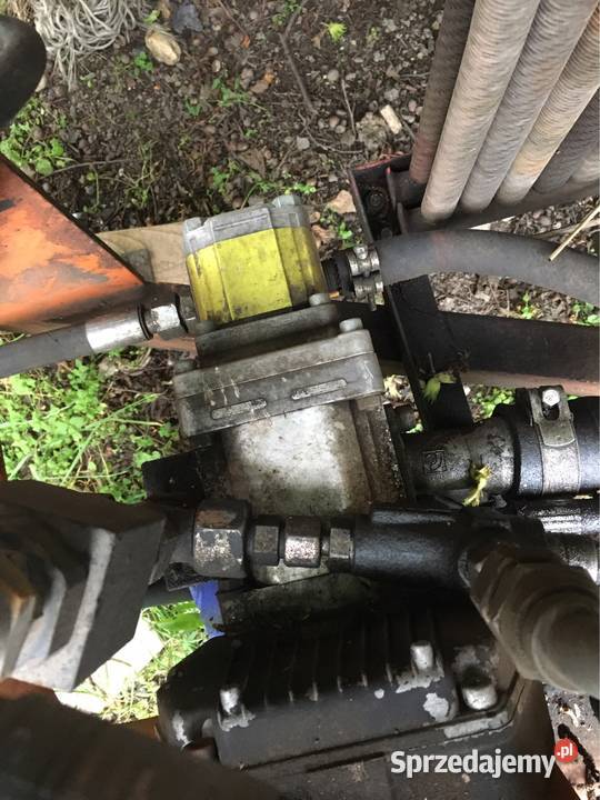 Kosiarka bijakowa wysięgnikowa nieuszkodzony Czyżowice