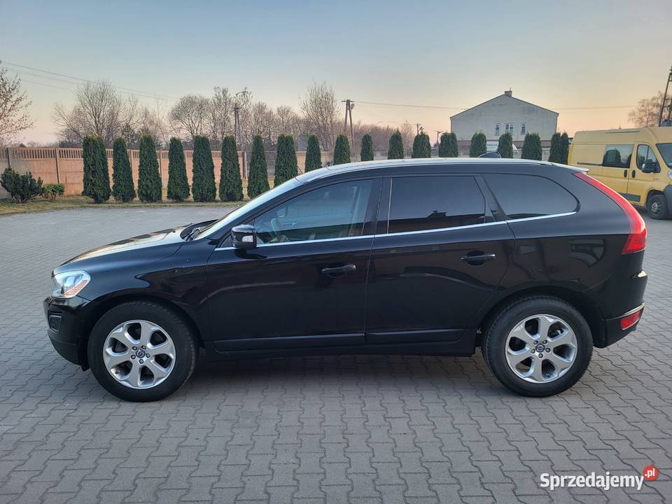 Volvo Xc60 32 FWD benzyna Łuków