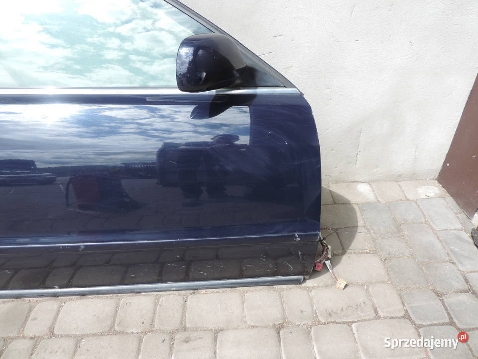 AUDI A4 B5 SEDAN DRZWI PRAWE PRZEDNIE LY5K Nowy Sącz sprzedam