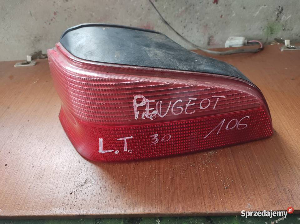 PEUGEOT 106 lampa tył lewa Kielce