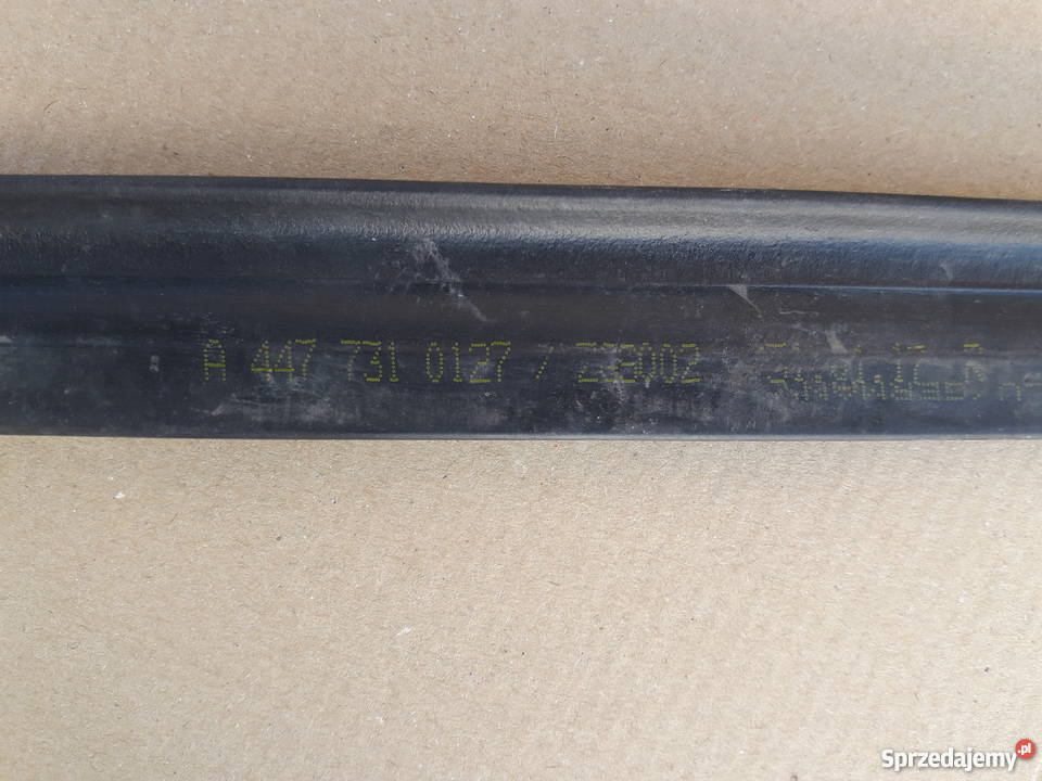 MERCEDES VITO 447 LISTWA USZCZELKA DRZWI Bieleń