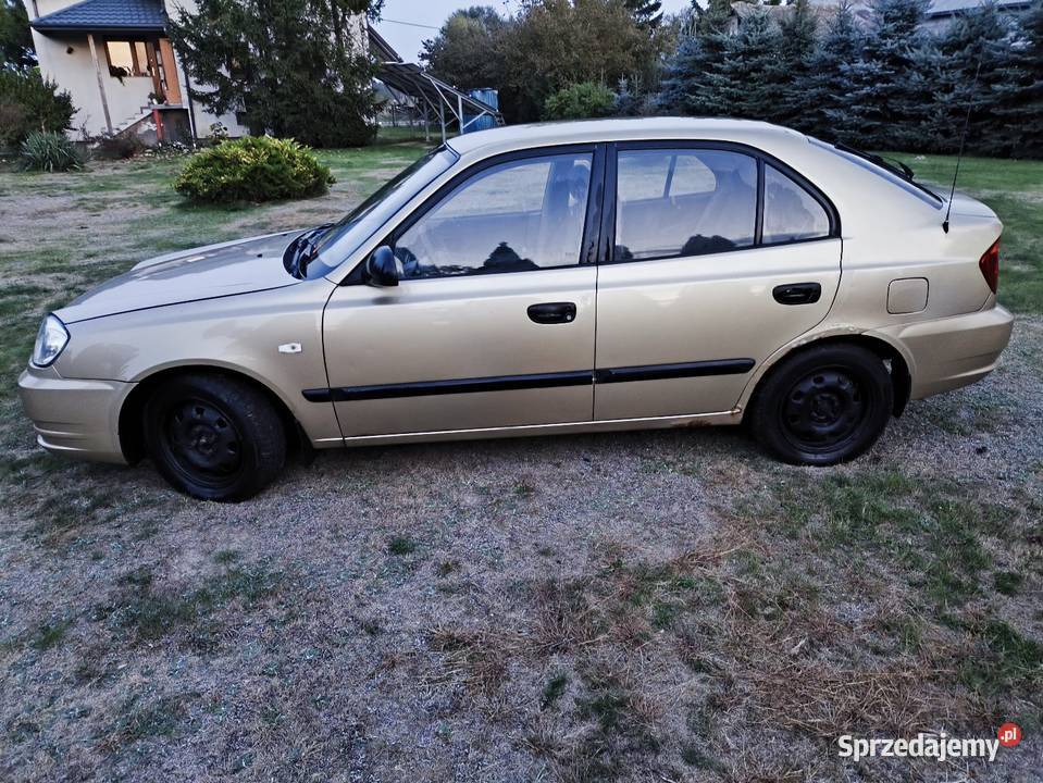  Hyundai Accent II Hatchback 15 2004r Michałów