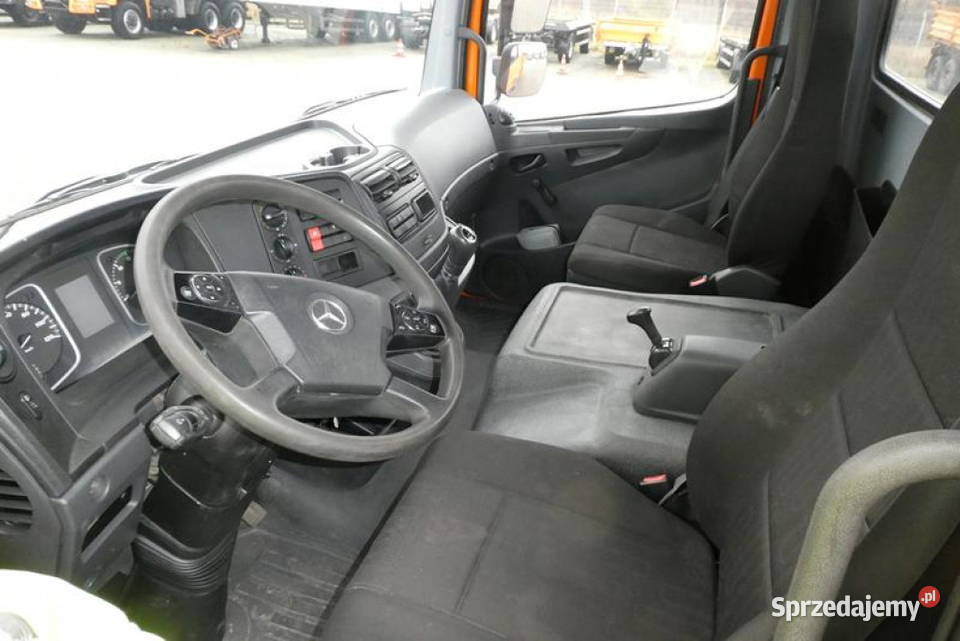 Wywrotka 4x2 Mercedes mazowieckie Warszawa