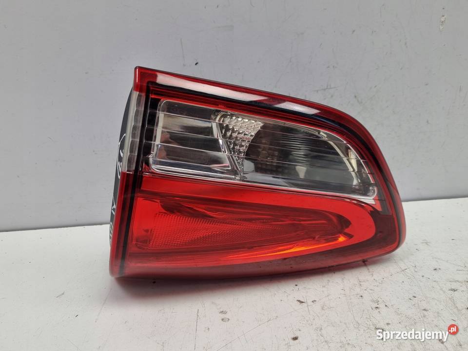 Renault Clio IV kombi TYLNA LAMPA PRAWA W KLAPE Rudka