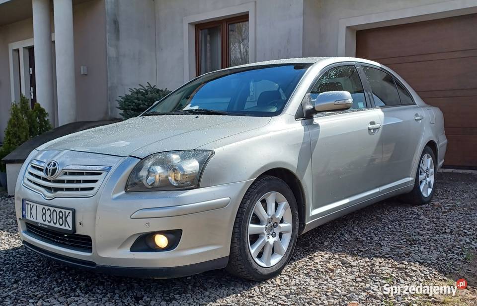 Toyota Avensis t25 20 D4D srebrny Kielce