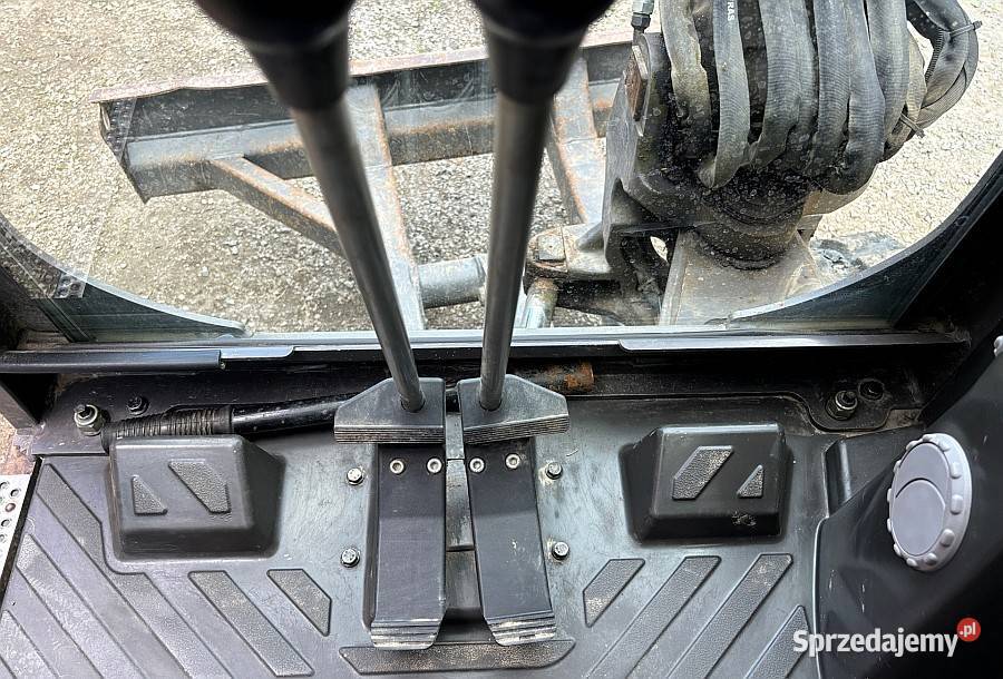 Minikoparka VOLVO EC27C