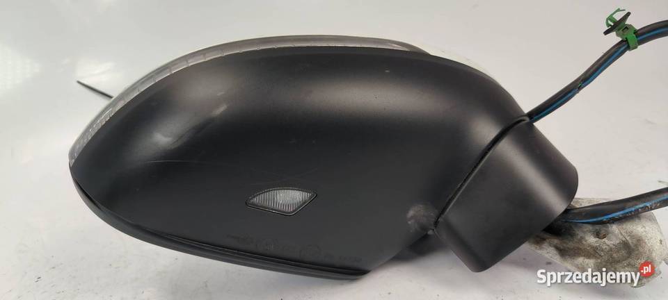 LUSTERKO PRAWE VOLKSWAGEN PASSAT B8 RLINE PIN 13 Lipno