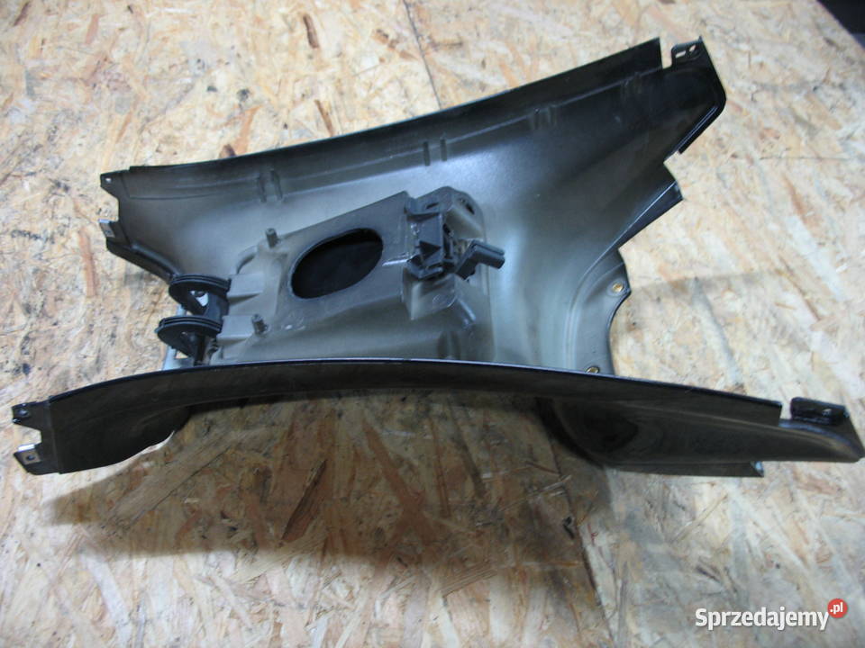 Piaggio X8 400 tunel plastik Cielimowo