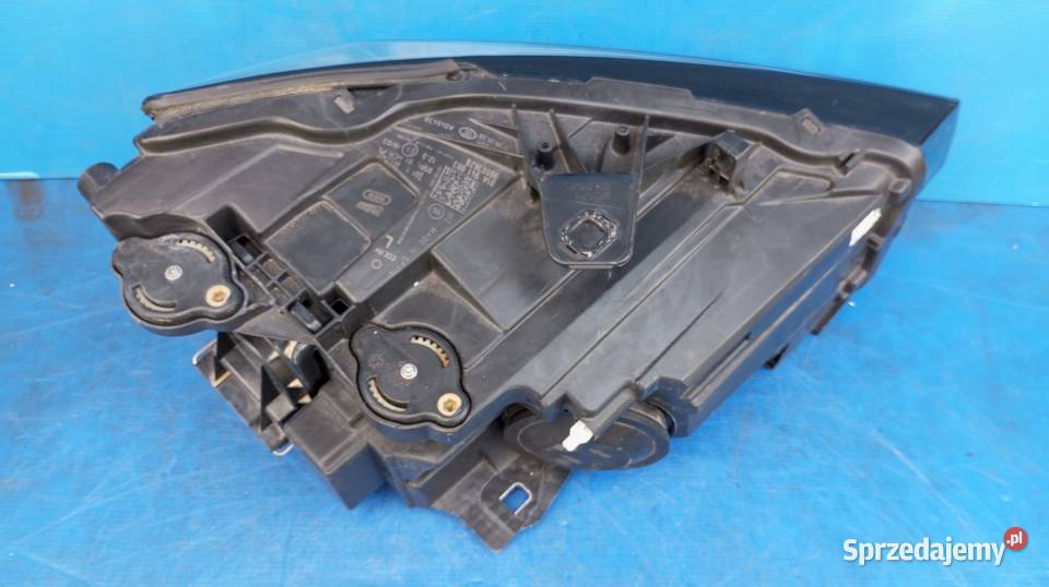 LAMPA LEWY PRZÓD EU AUDI Q2 2016 81A941003 osobowe Nowy Tomyśl