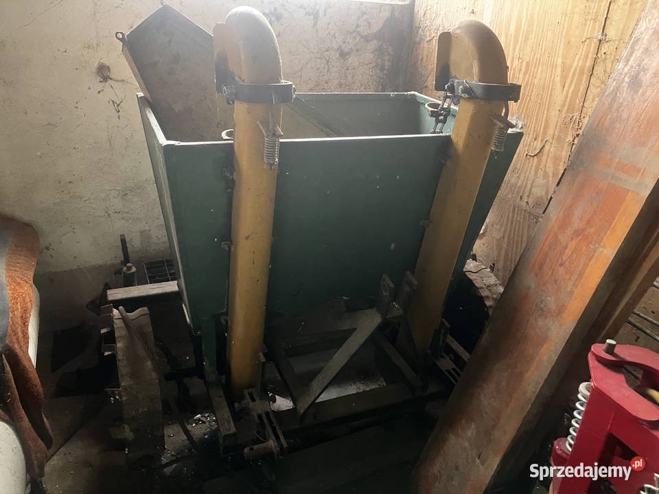 Sprzedam sadzarkę do ziemniaków łódzkie Będków