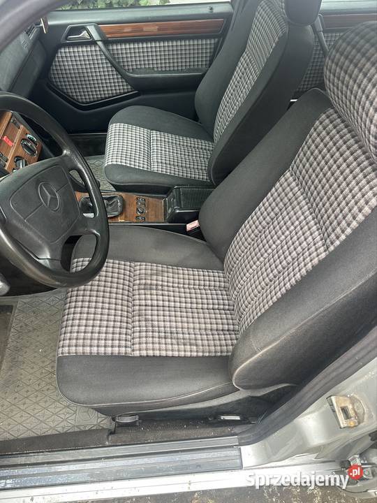 Mercedes Benz E 124 25 D wielkopolskie Ludwina