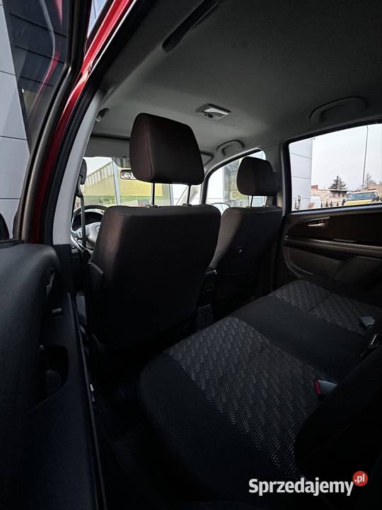 Śliczne Suzuki SX4 Benzyna Klima Super stan przyciemniane szyby lubelskie Puławy